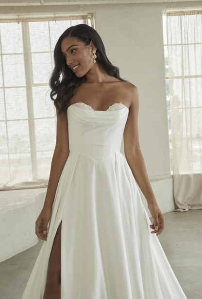 Dawson by Madi Lane (Size 12)