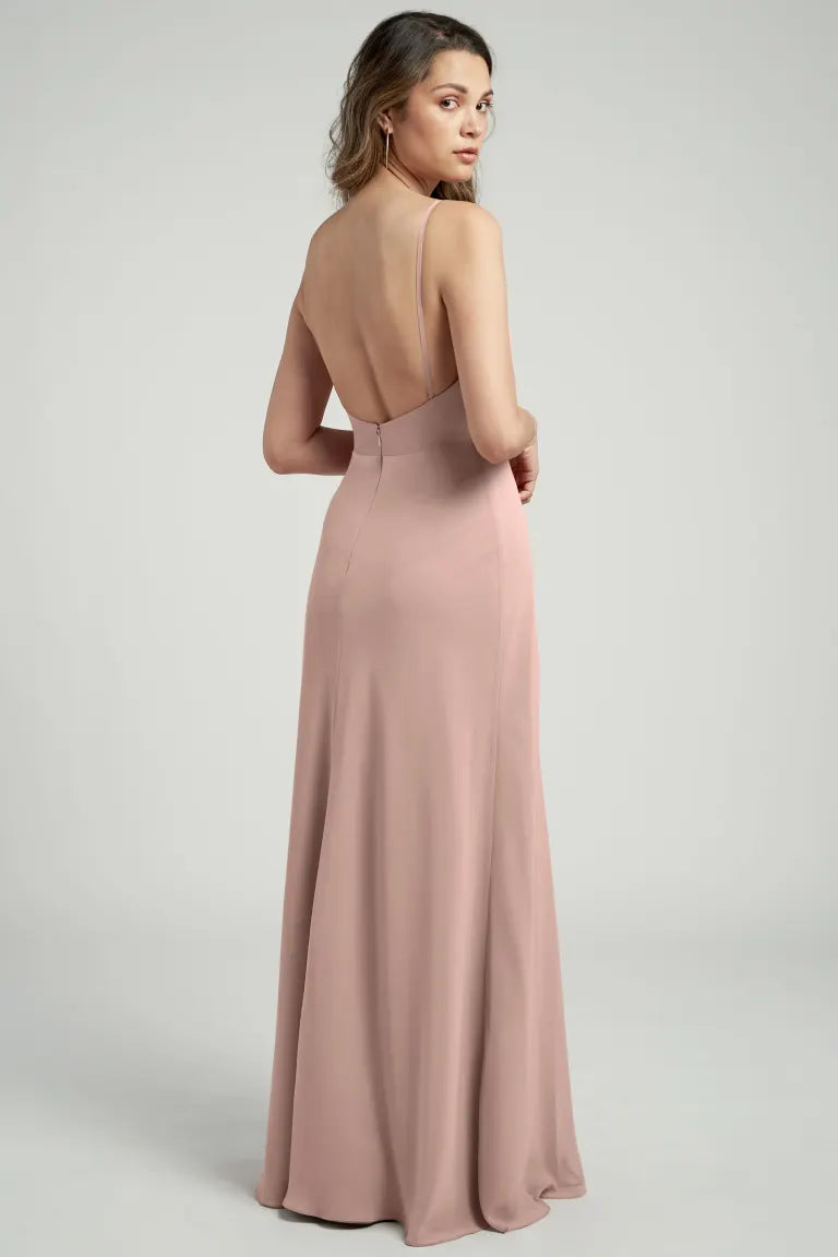 Full body back view of Shoshana