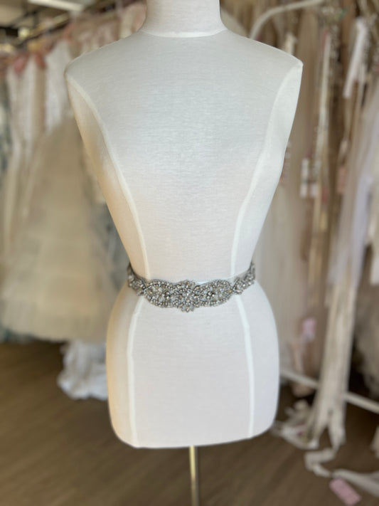 Davie & Chiyo - Silver Belt (OS)