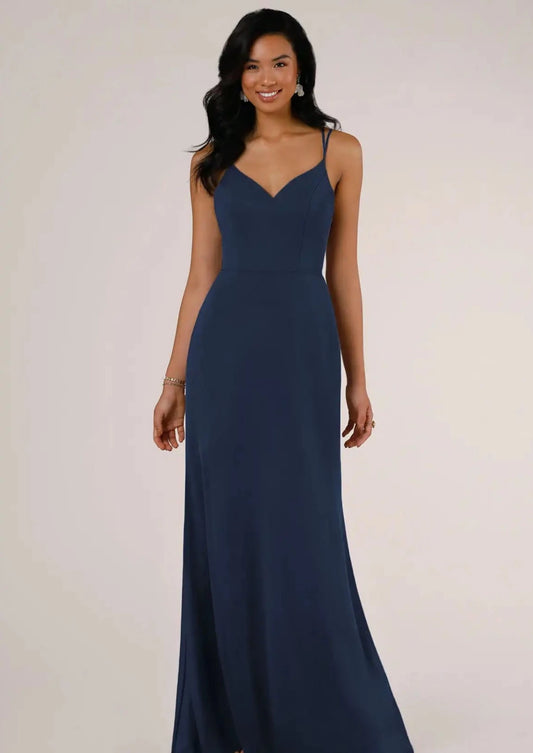 Full body front view of Sorella Vita 9480