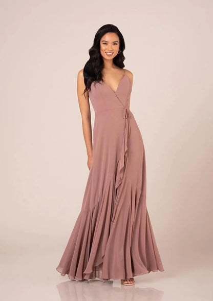 Full body front view of Sorella Vita 9582