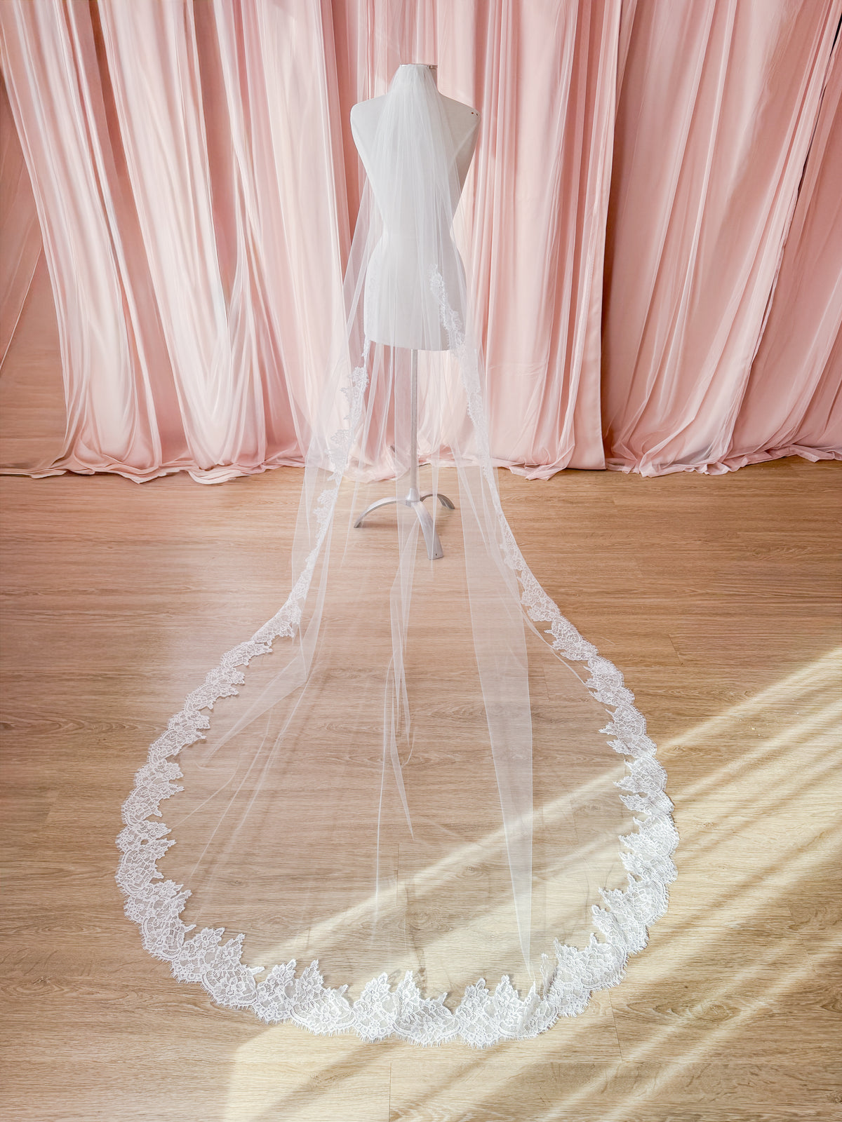 The "Tyler" Gathered Lace Veil