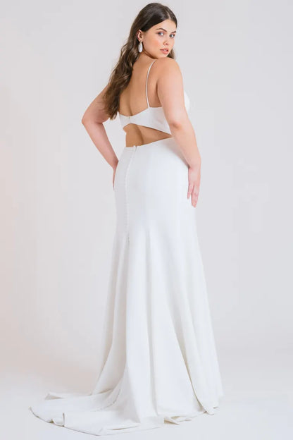 Full body back view of Whitely