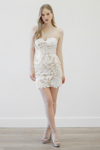 June by Wtoo (Size 10)