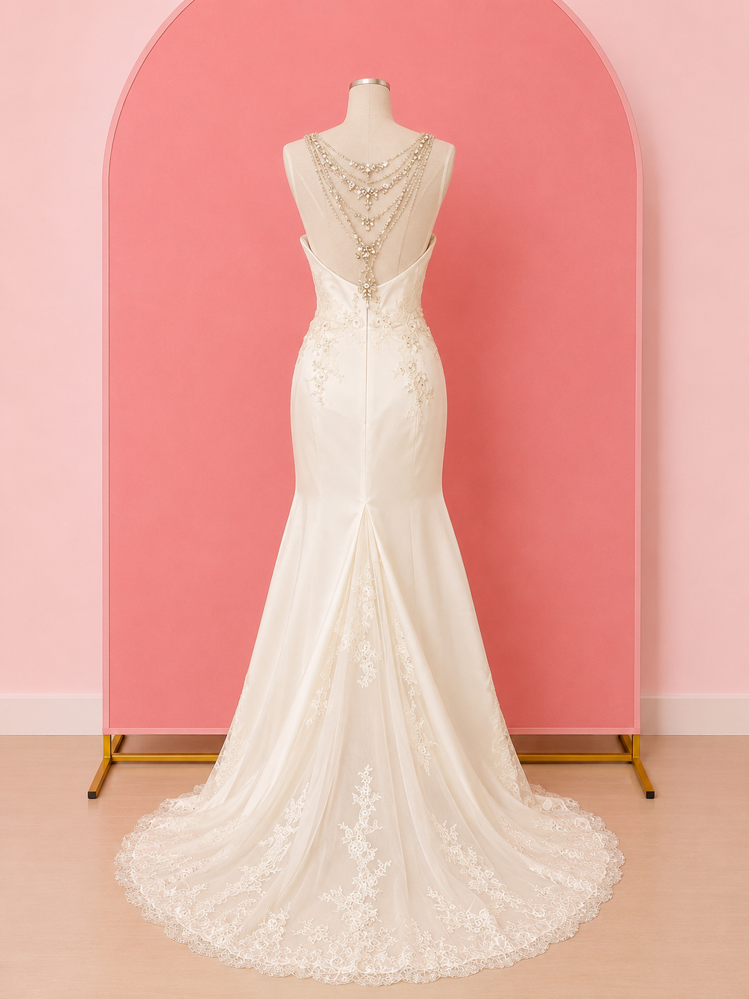 Ivana by Enzoani (Size 10)