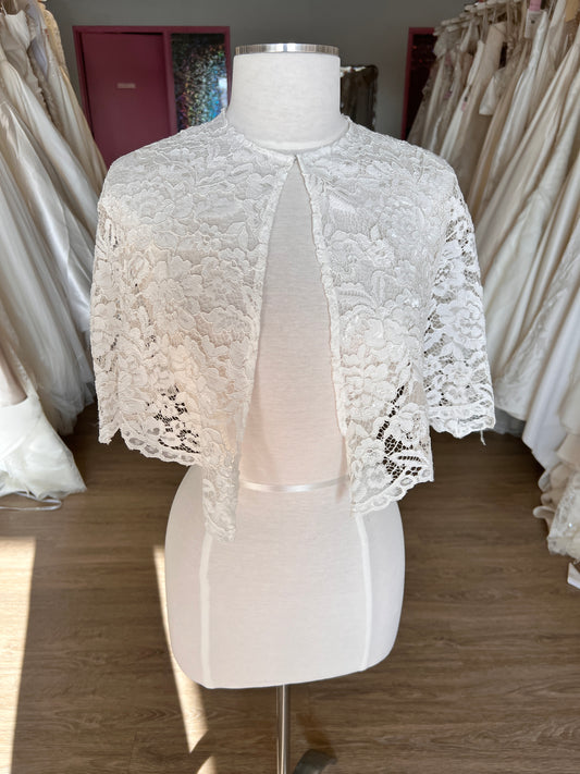 Lace Cape by Davie & Chiyo (L/XL)