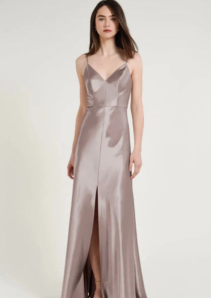 Full body front view of Jenny Yoo - Dina