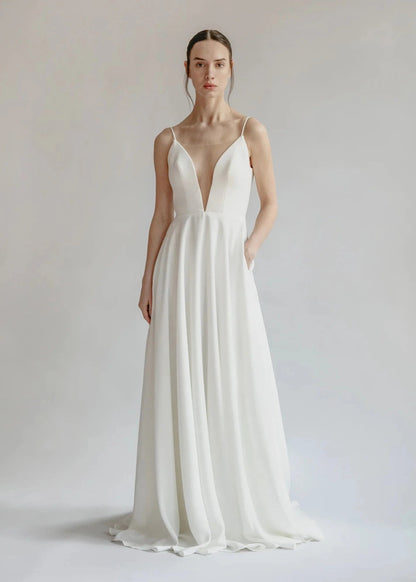 Full body front view of orenda by aesling
