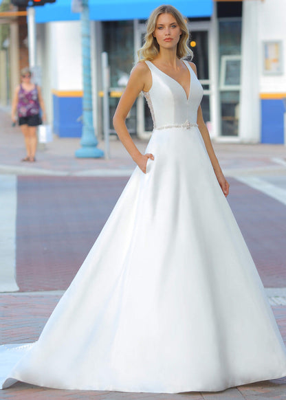 Full body front view of Audrey by Randy Fenoli