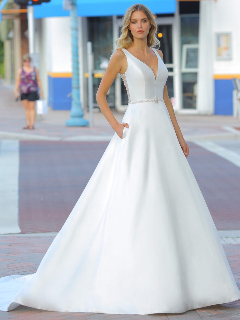 Full body front view of Audrey by Randy Fenoli