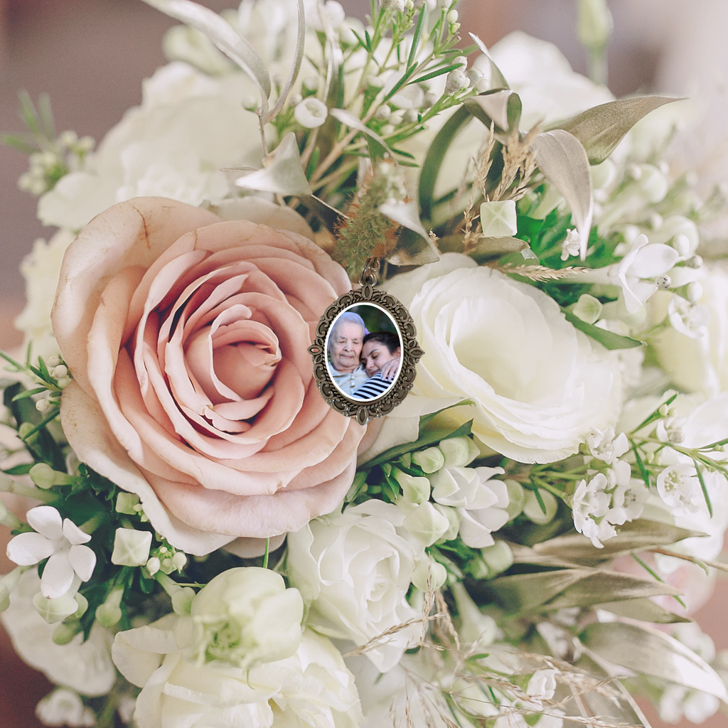 Wedding Bouquet PIN | Charm - NKIN