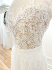 Closeup of Gemma by Anna Kara, off the rack wedding dress Ottawa