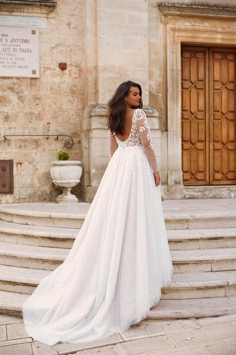 Marseille by Madi Lane (Size 22)