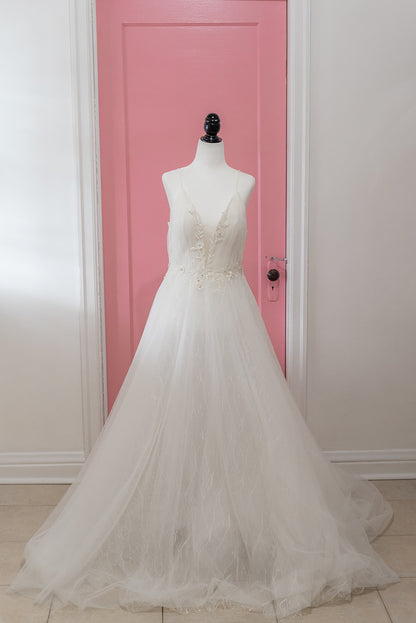 Calla Blanche Anastasia V Neck A Line (Size 10) - NKIN