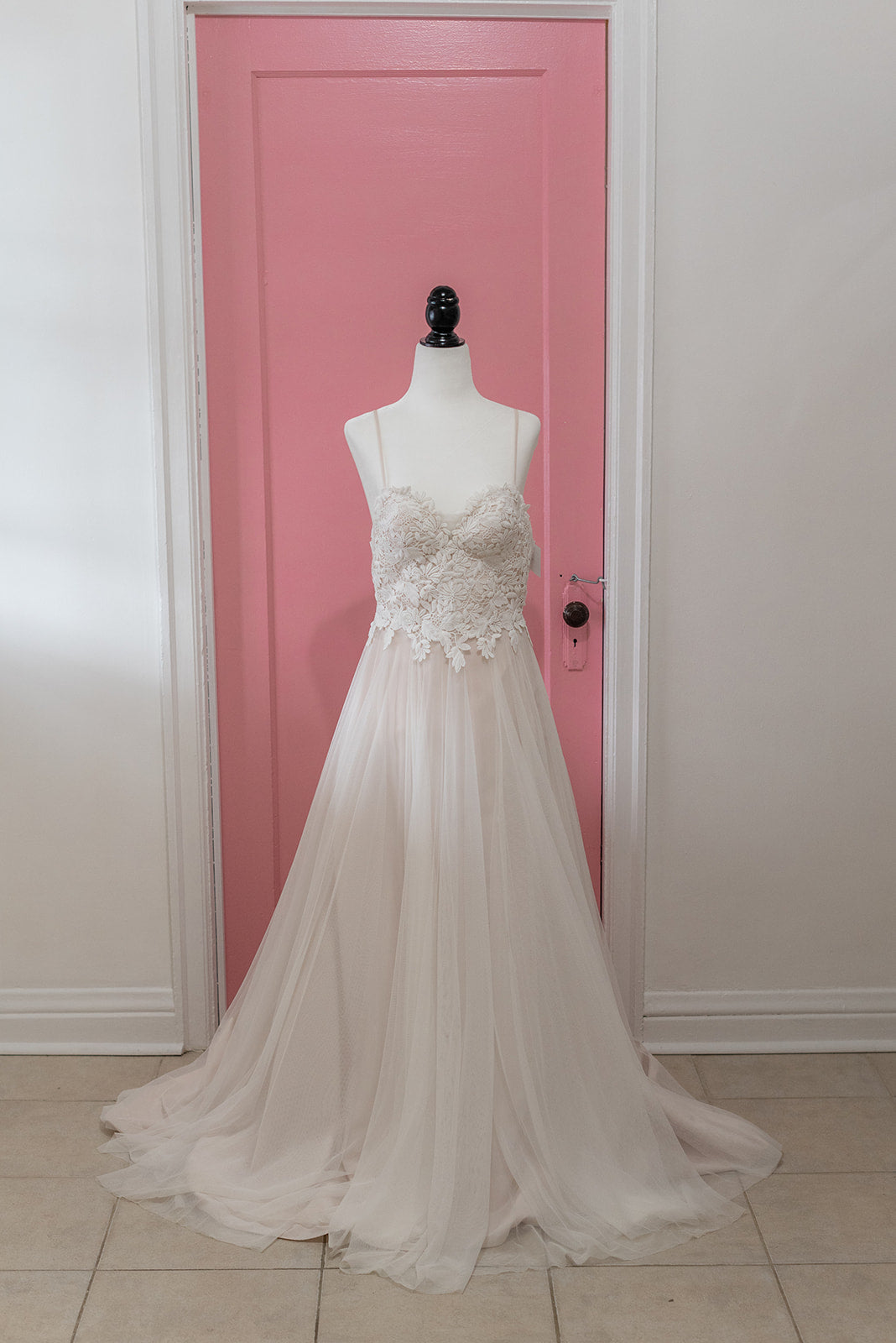 Sweetheart Lace Bodice Mikaella (Size 4) - NKIN