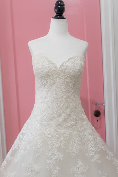 Sincerity by Justin Alexander (Size 16) - NKIN