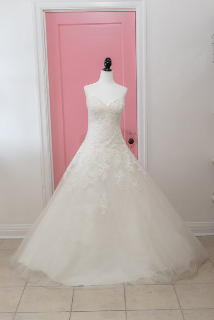 Sincerity by Justin Alexander (Size 16) - NKIN