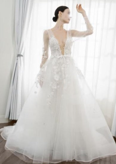 Rosie by Beccar - full front view.