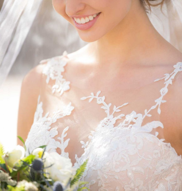 Layered Lace with Asymmetrical Neckline (Size 10) - NKIN