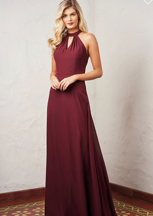 Full body view of Jasmine P216056 in diamond club