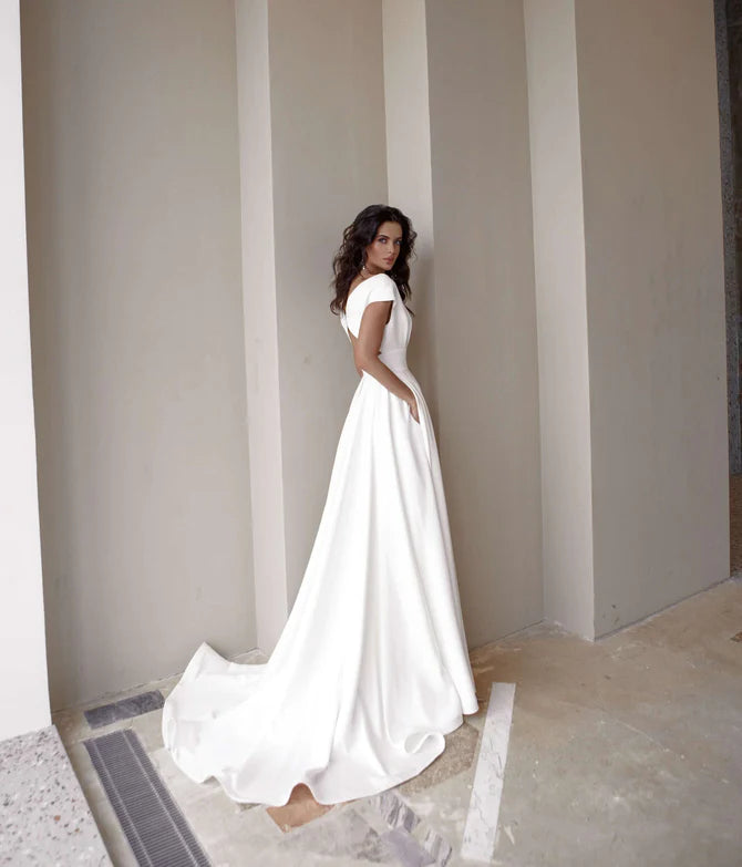 Elma by Romanova - full body back view.