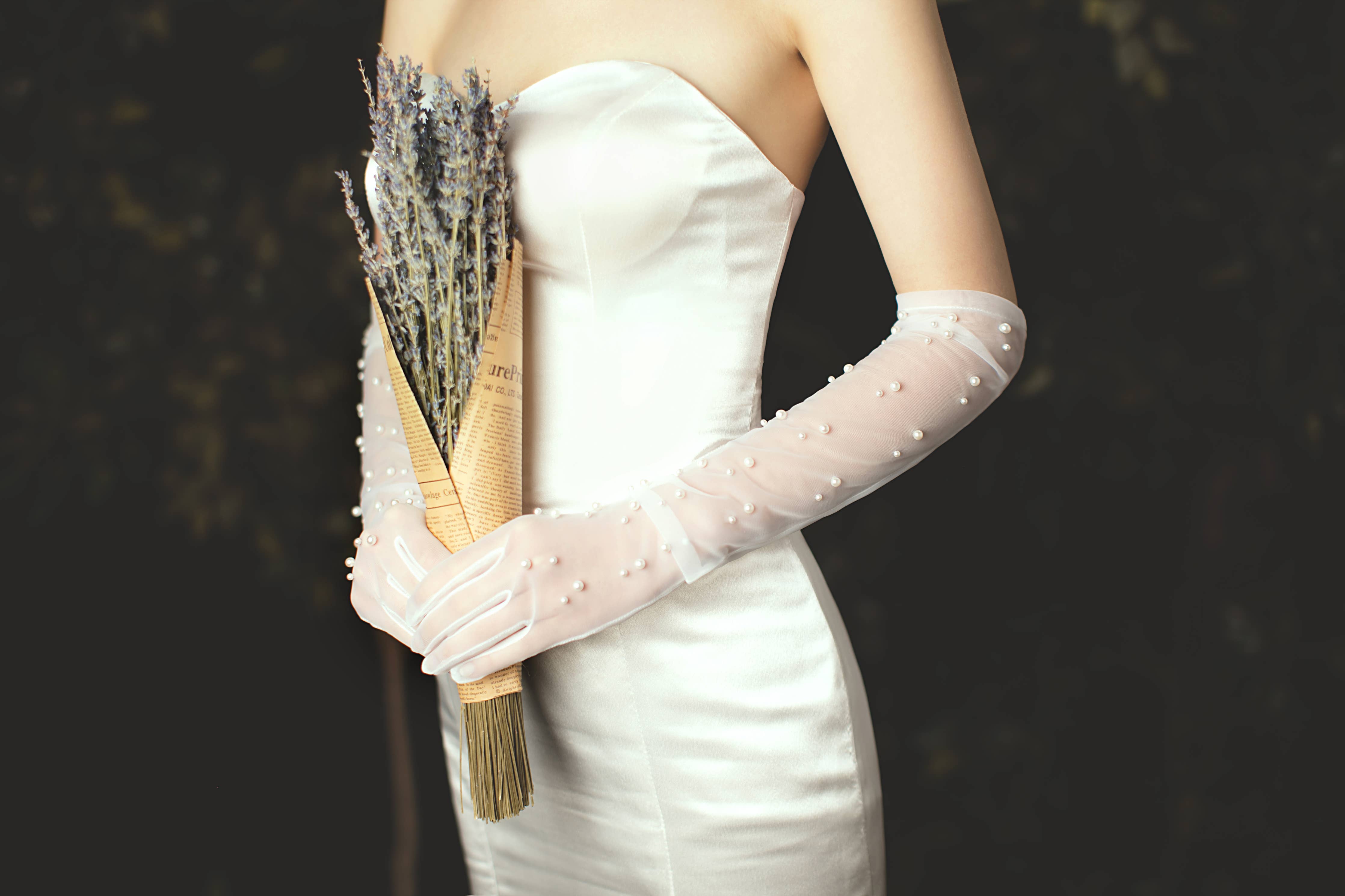 Long Tulle Nylon Wedding Gloves with High Quality Pearls