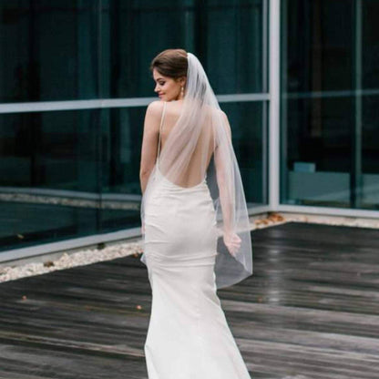 Raw Edge Knee Length Veil - NKIN