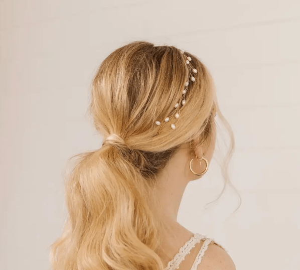 "Livie" Minimalist Gold, Pearl & Satin Vine 60986209 - NKIN