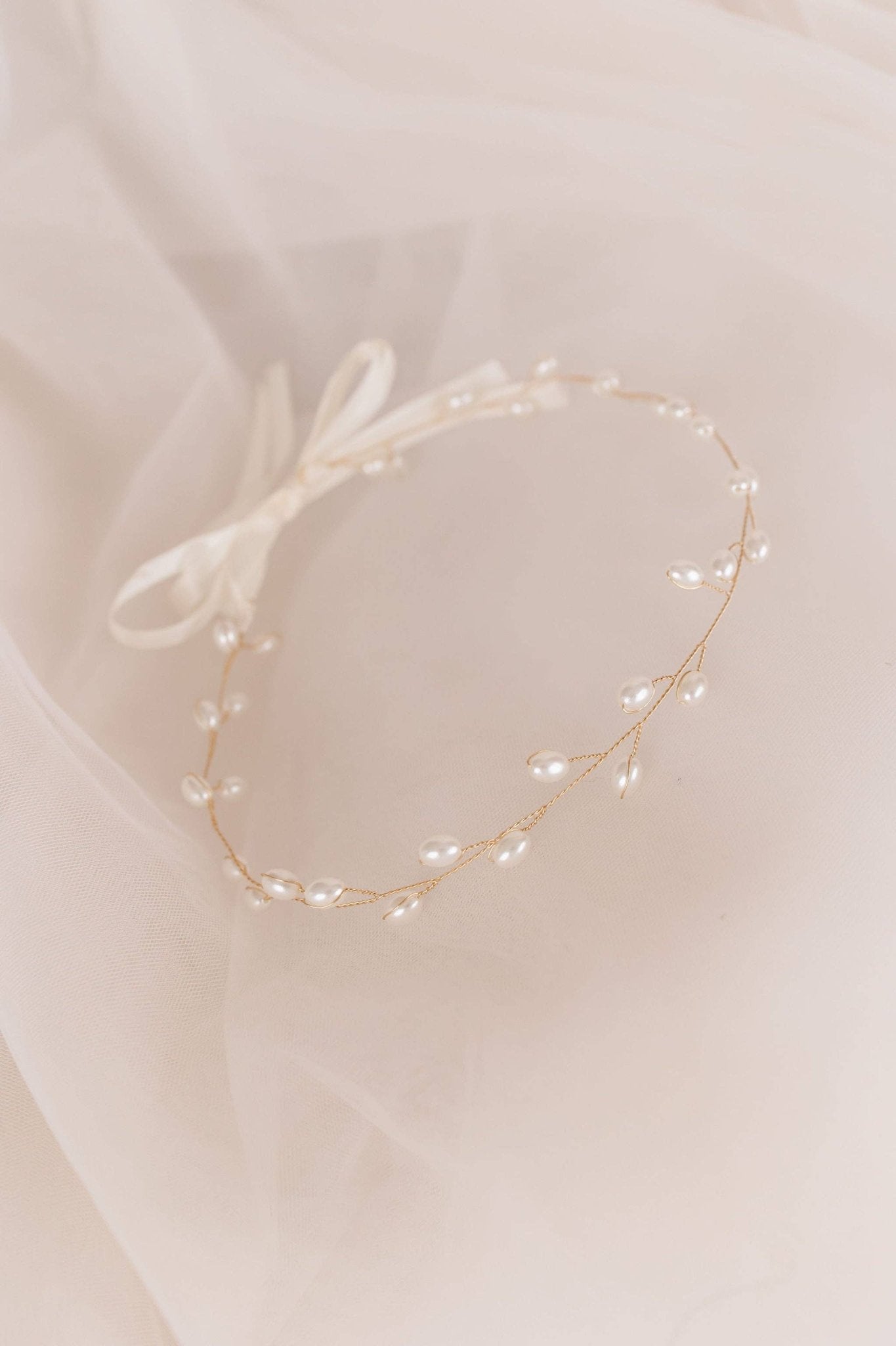 "Livie" Minimalist Gold, Pearl & Satin Vine 60986209 - NKIN